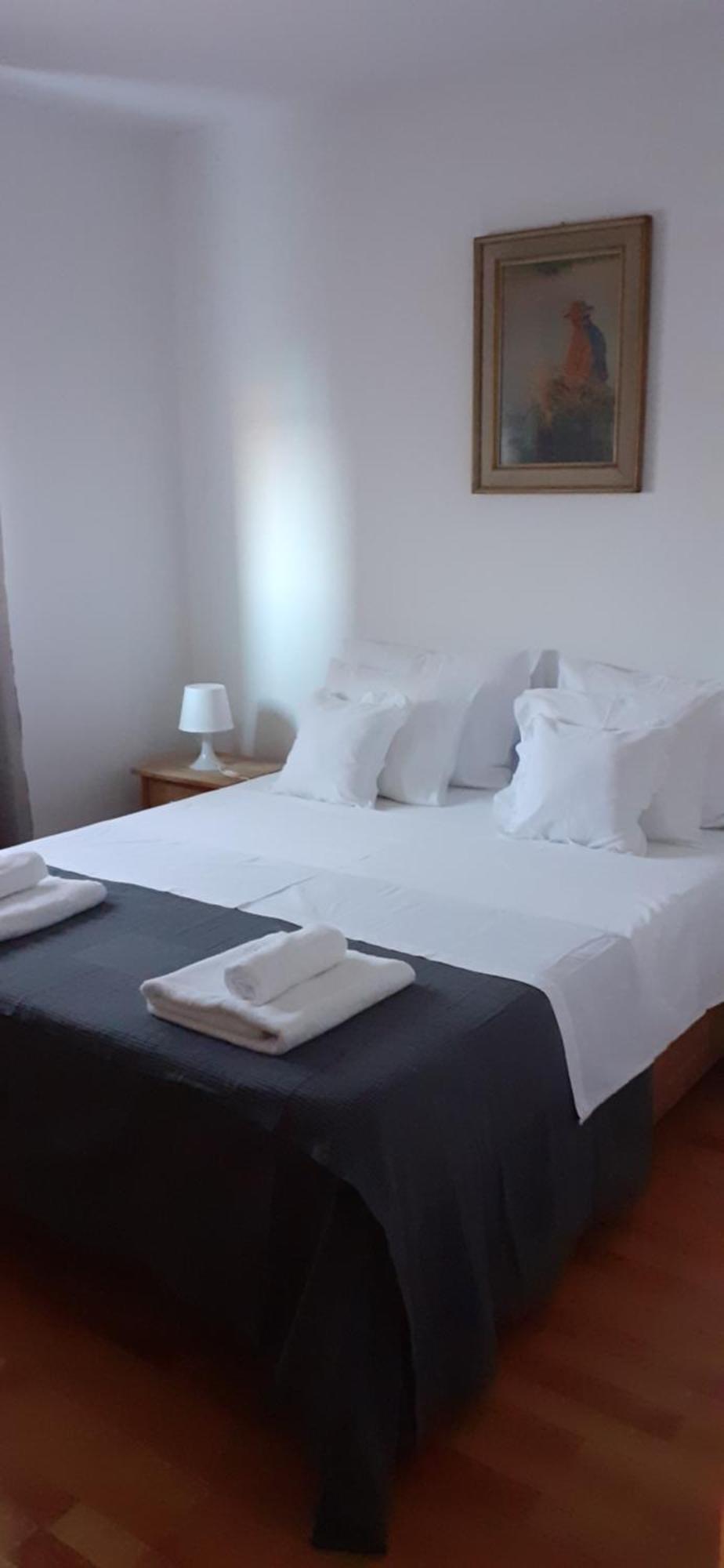 Apartman Mikola With Sea View โตรกีร์ ภายนอก รูปภาพ