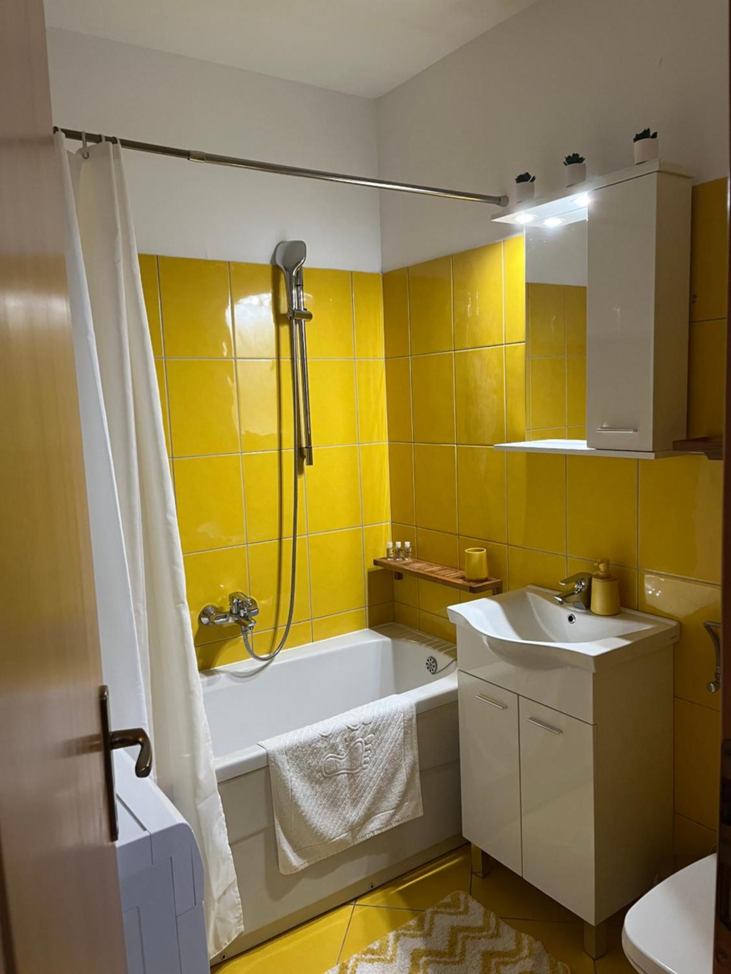 Apartman Mikola With Sea View โตรกีร์ ภายนอก รูปภาพ